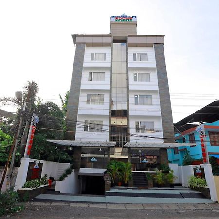 Spring Field Billets Hotel Kochi Exterior photo
