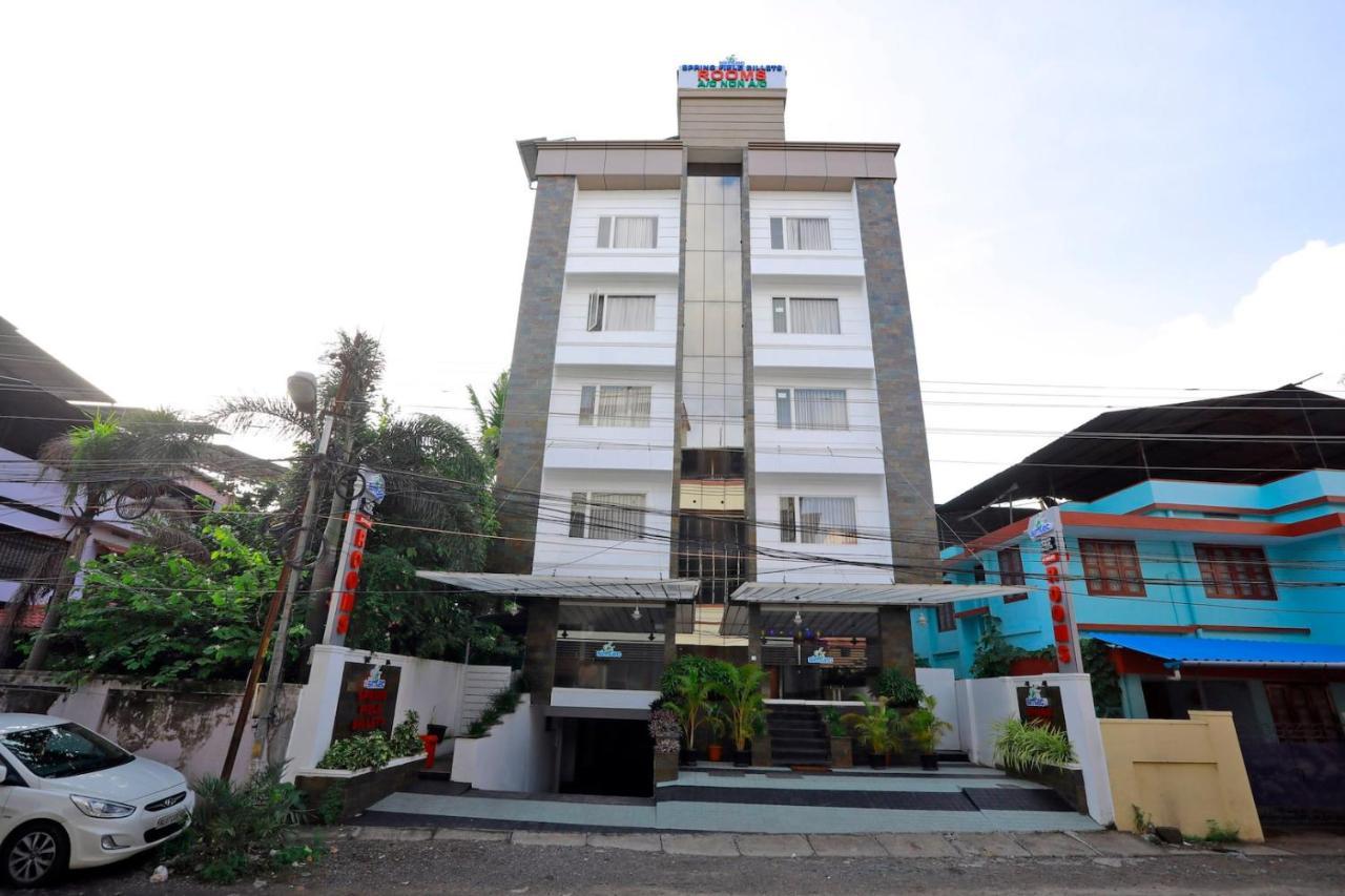 Spring Field Billets Hotel Kochi Exterior photo